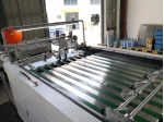 High precision sheet cutting machine with delaminating system